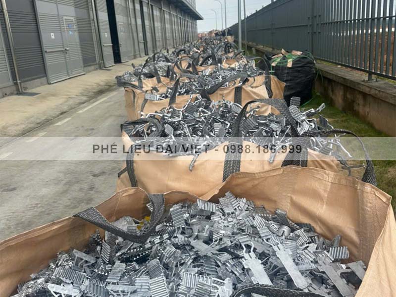 Thu Mua Phế Liệu Nhôm Giá Cao, Thu Mua Tận Nơi, Thanh Toán Nhanh
